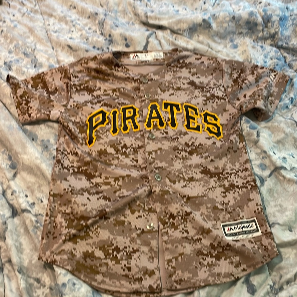Camo Pittsburgh Pirates jersey